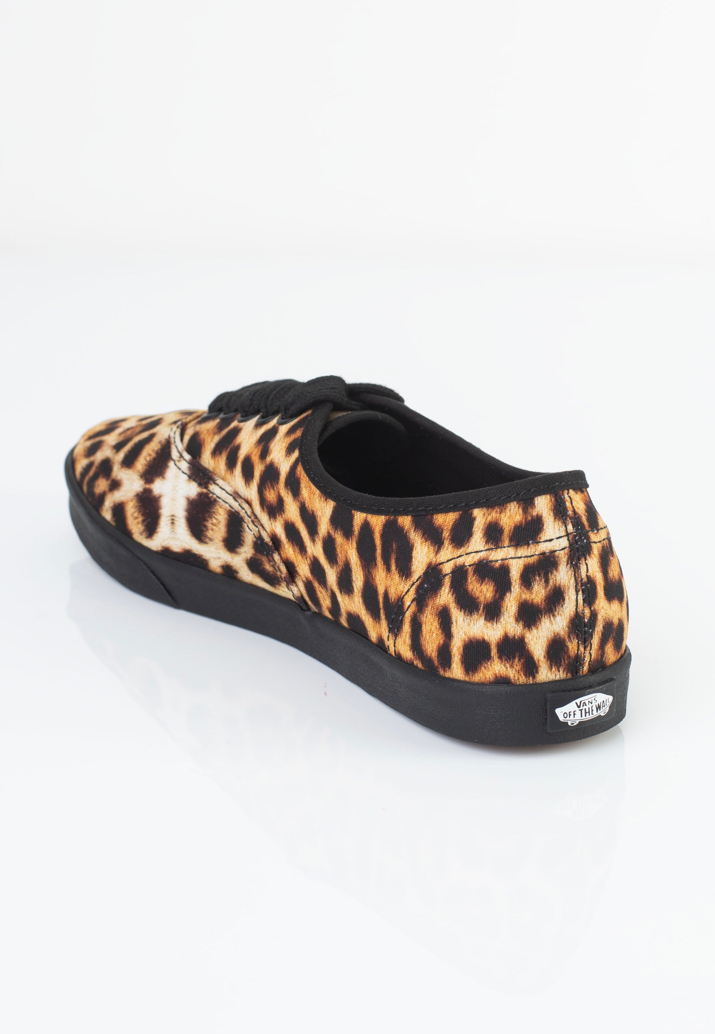 Vans - Authentic Lowpro Leopard - Girl Shoes | Women-Image