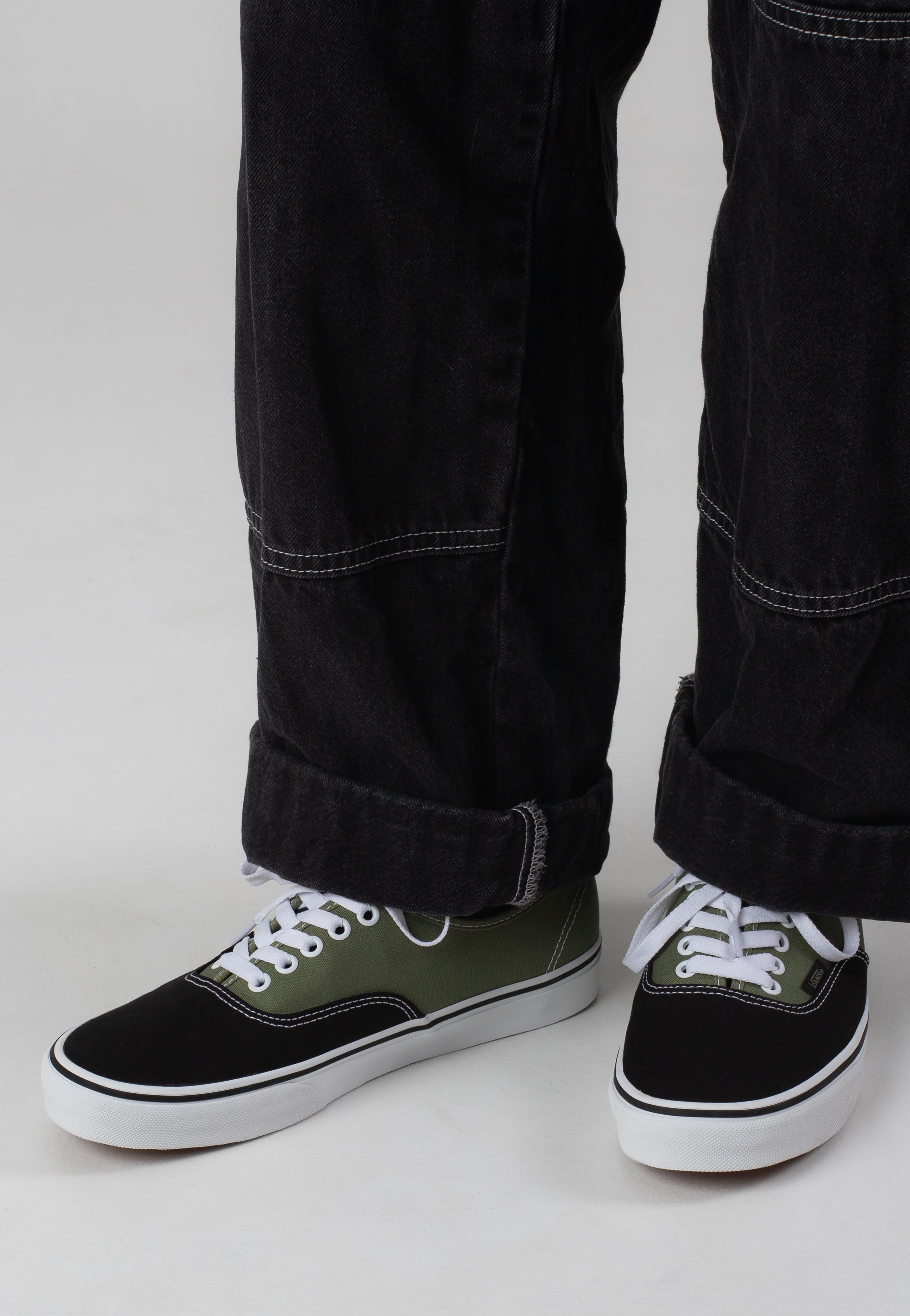 Vans - Authentic Pop Loden Green - Shoes | Men-Image