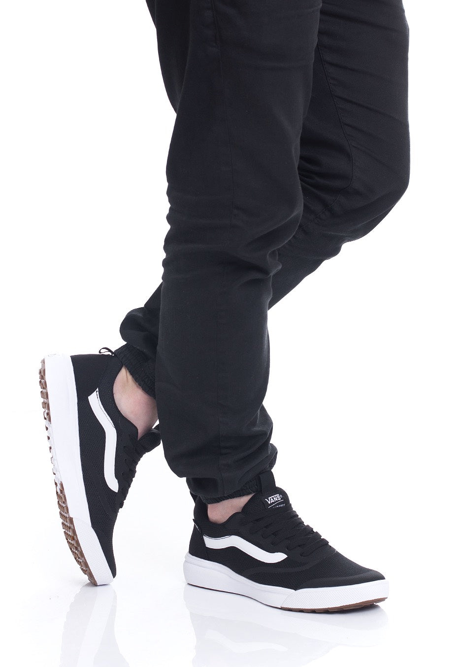 Vans - Ultra Range Rapidweld Black/White - Shoes | Neutral-Image