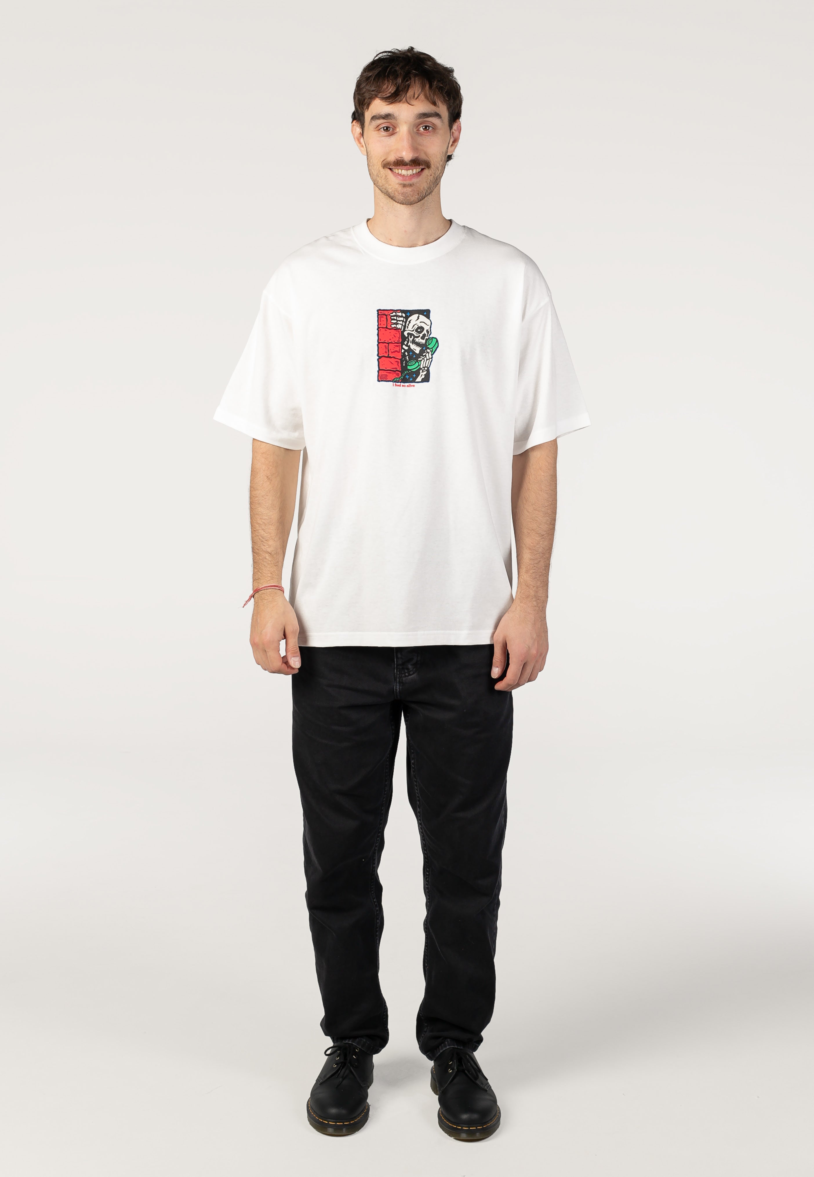 Vans - Feel So Alive White - T-Shirt | Men-Image