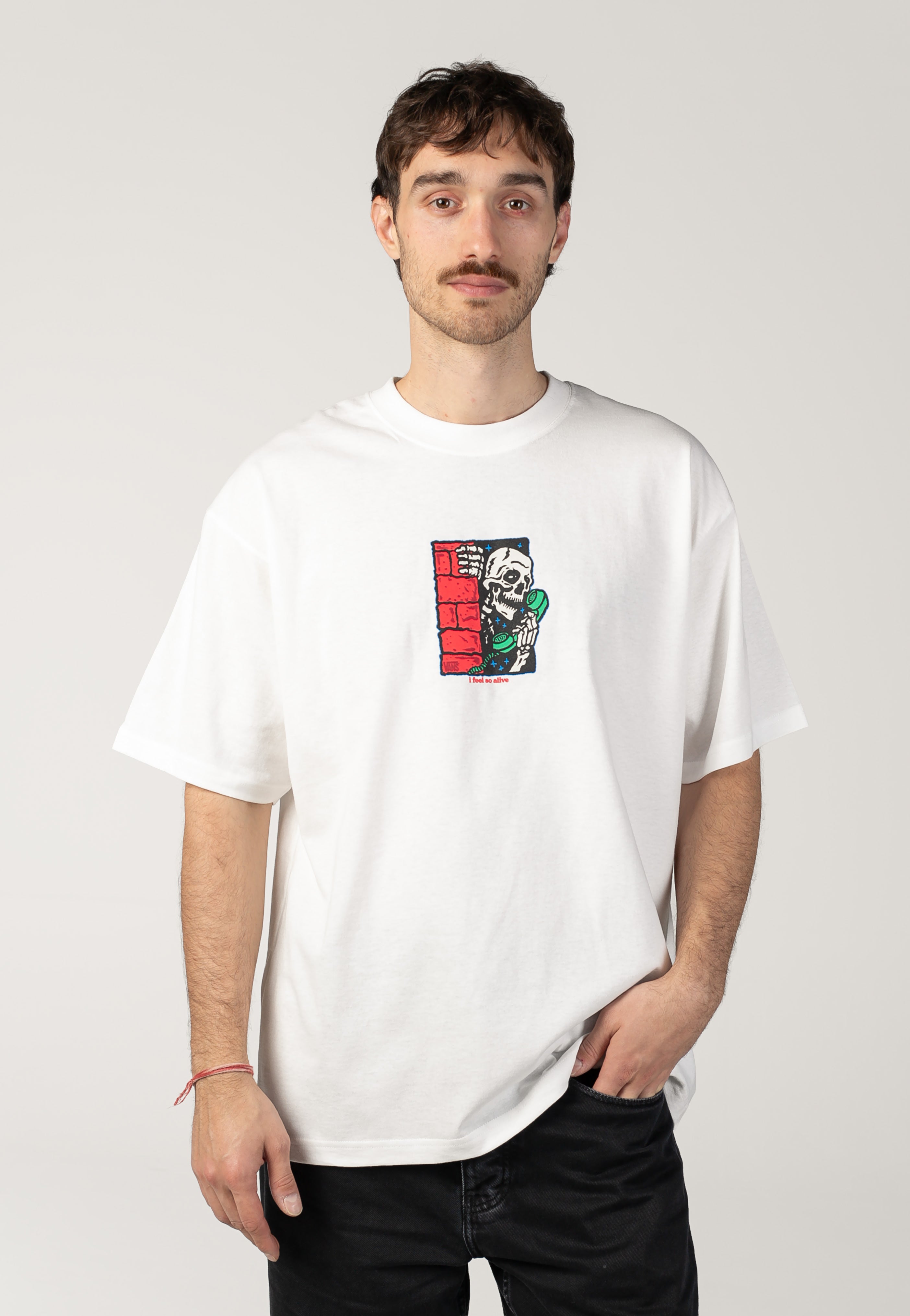Vans - Feel So Alive White - T-Shirt | Men-Image