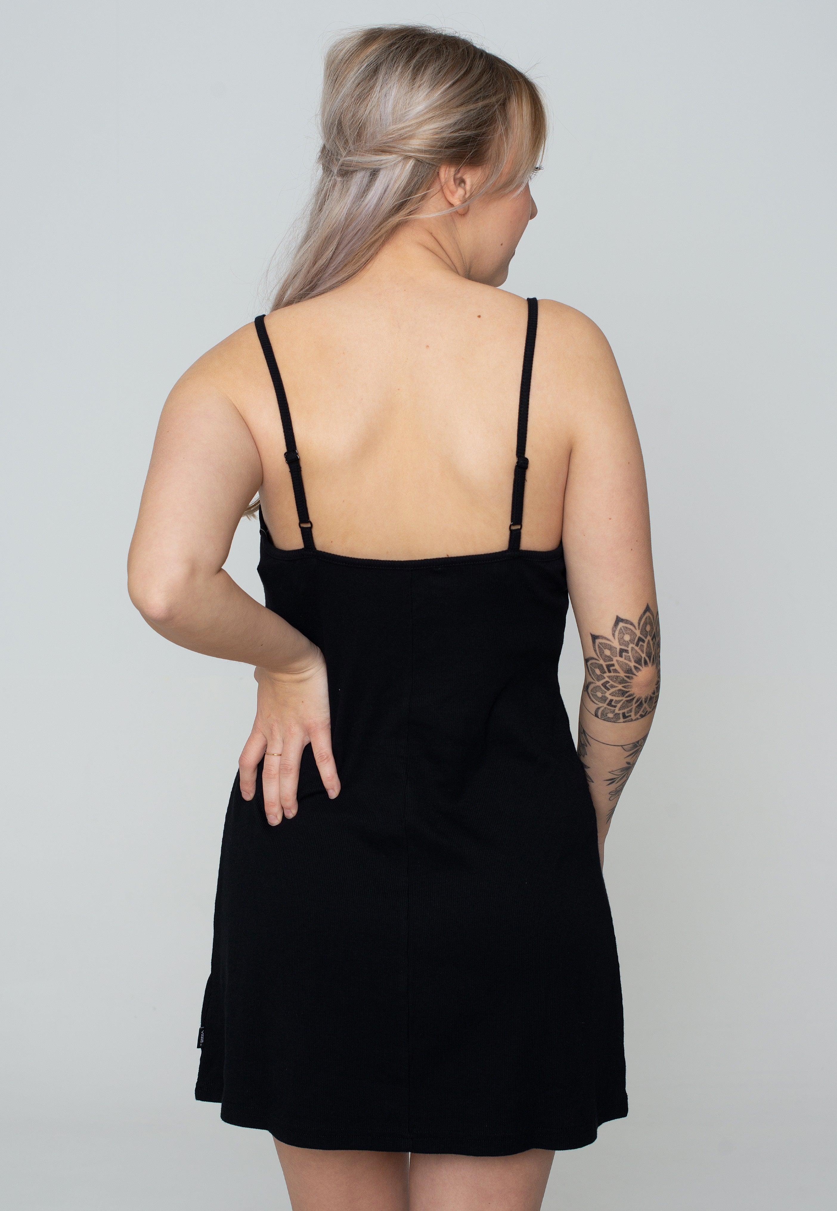 Vans - Jessie Black/White - Dress | Women-Image