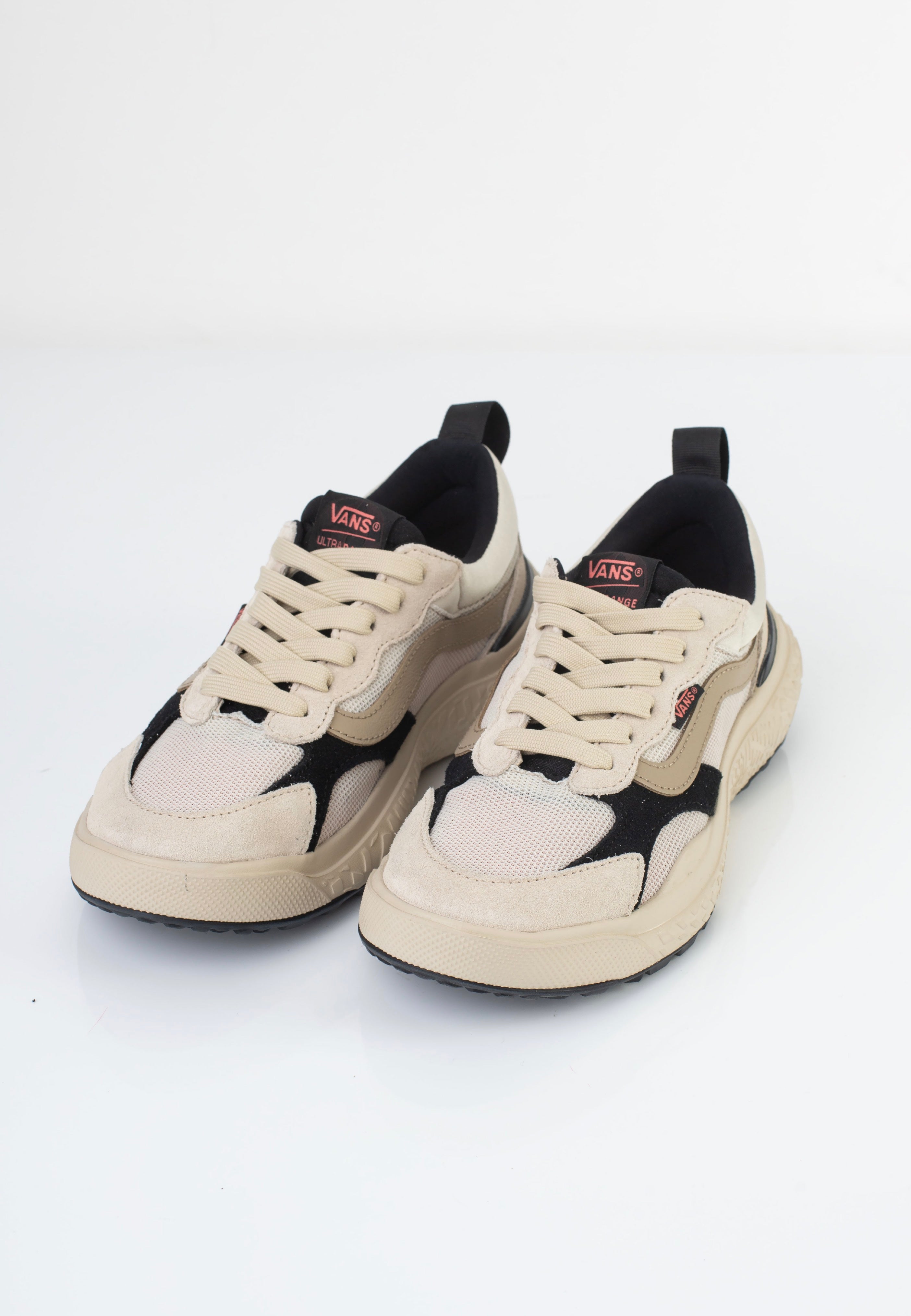 Vans - MTE Ultrarange Neo VR3 Black/Blush - Girl Shoes | Women-Image