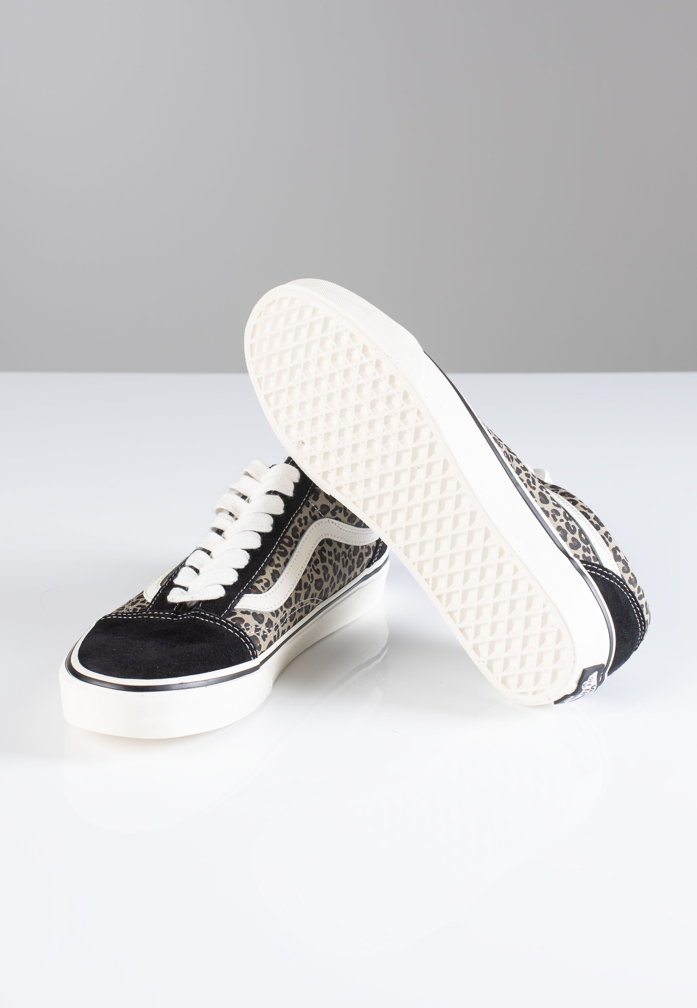 Vans - Old Skool Black/Leopard - Girl Shoes | Women-Image