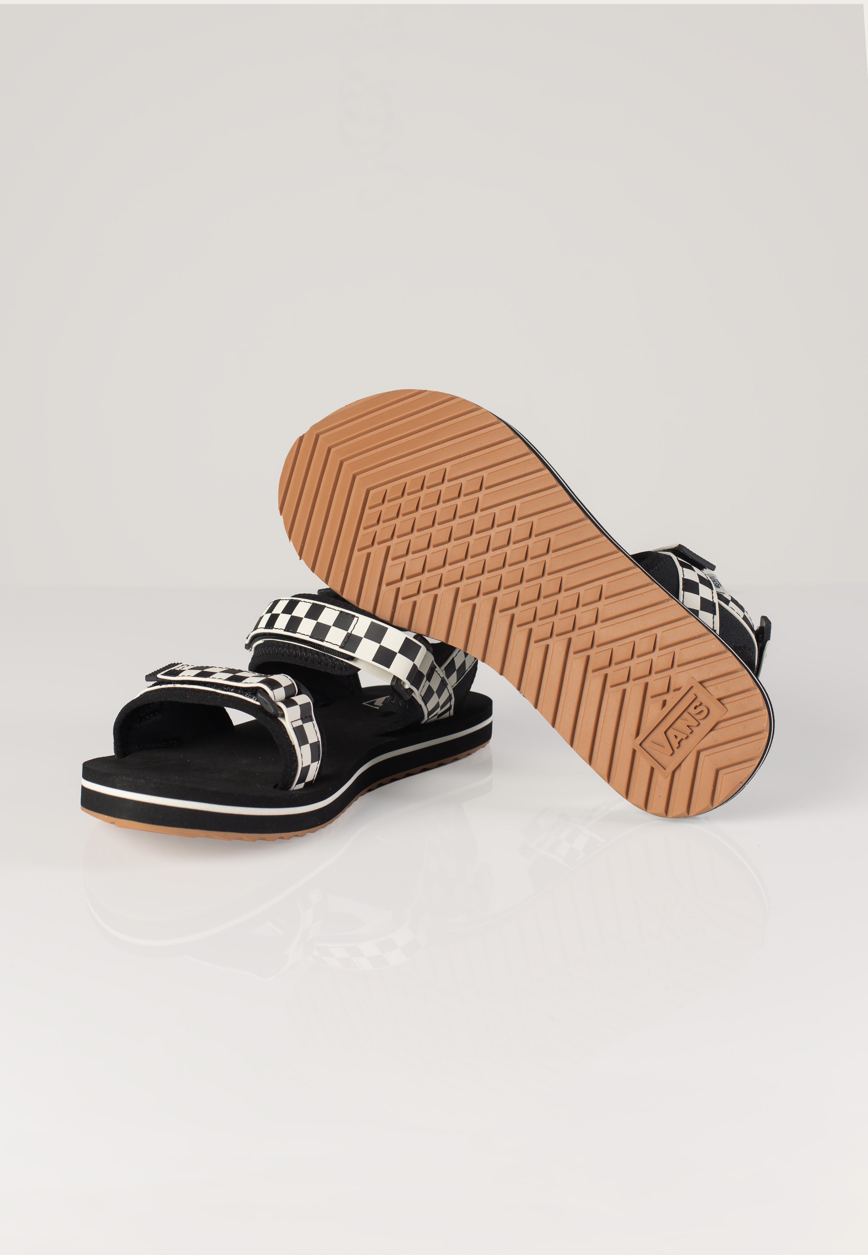 Vans - Tri-Lock Black/Marshmallow - Girl Sandals | Women-Image