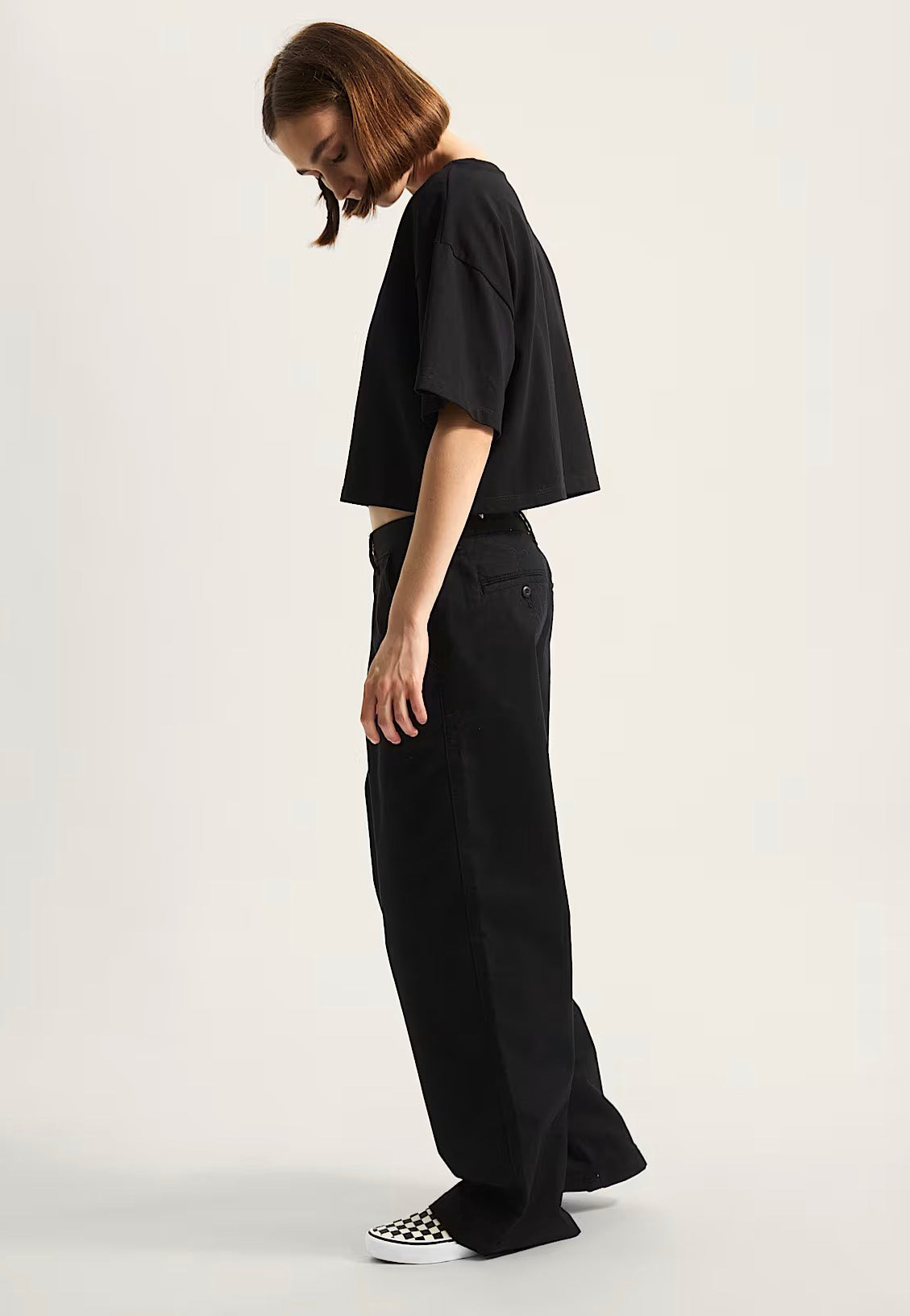 Vans W Salton Relax Crop Black - T-Shirt | Impericon