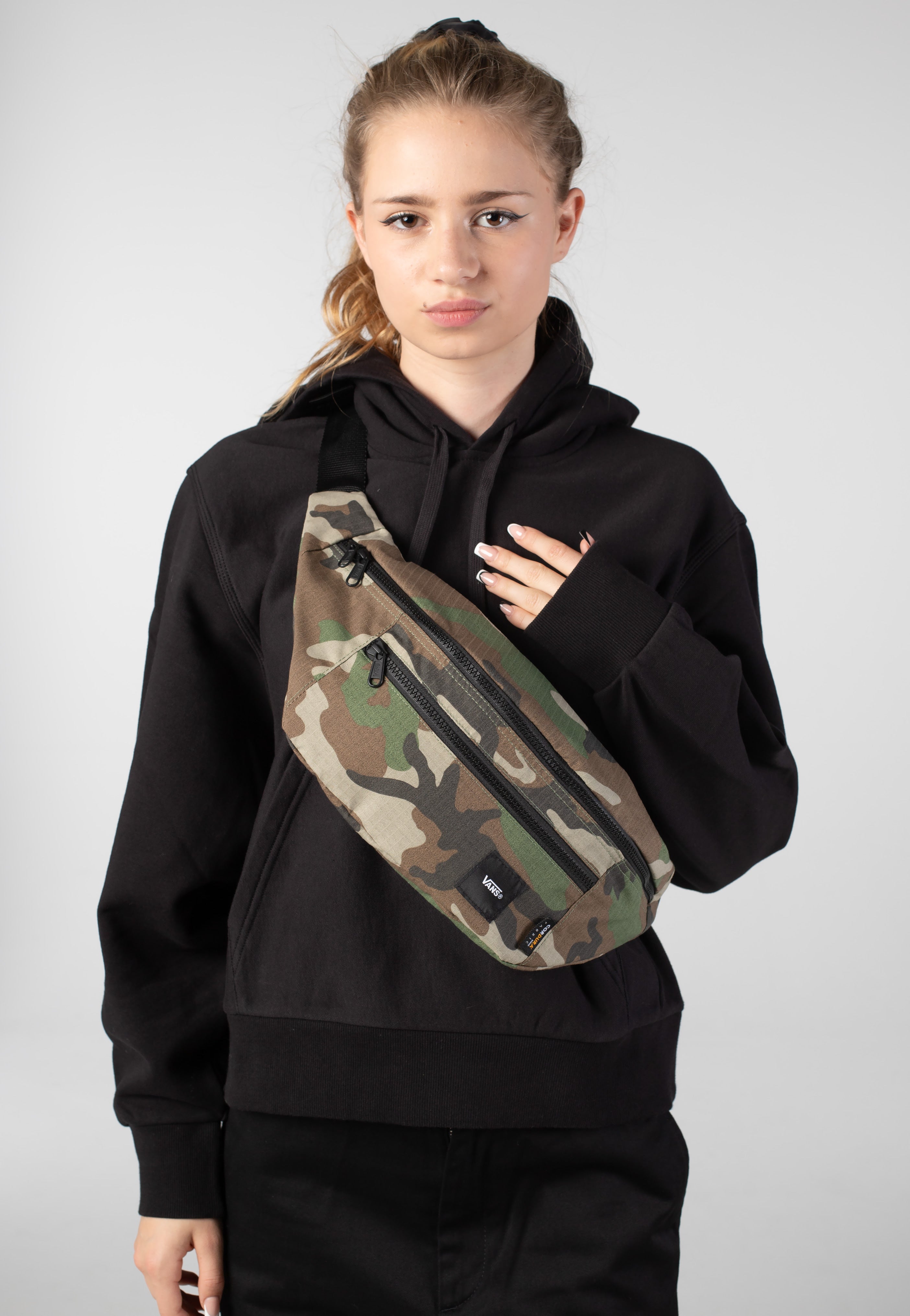 Vans - Ward Cross Body Pack Vintage Camo - Hip Bag | Neutral-Image
