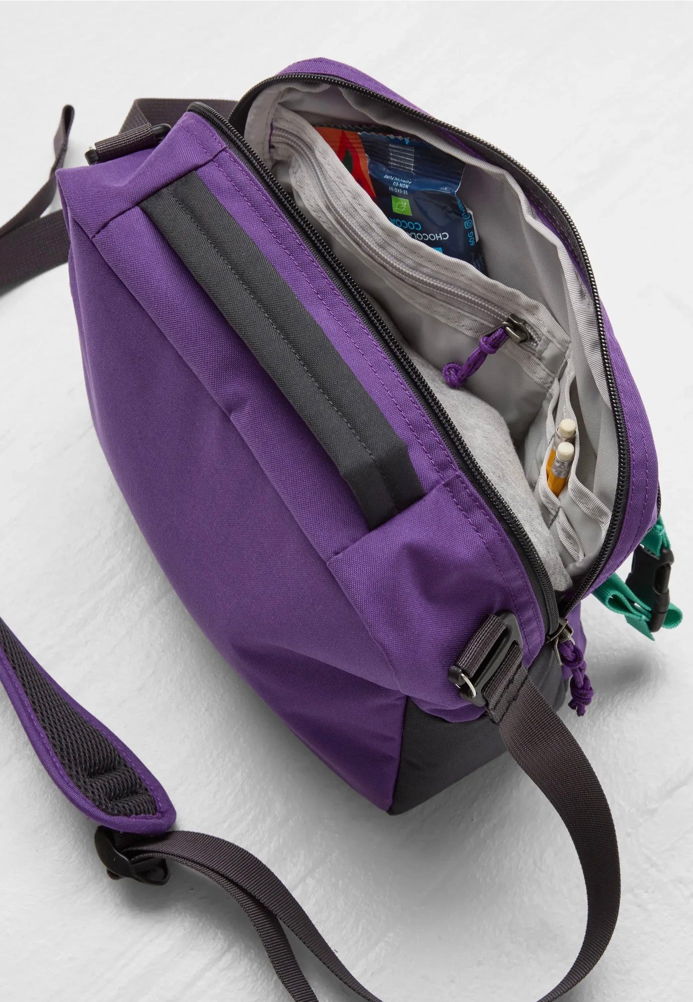 Fjällräven - Vardag 6 Violette/Coal Black - Shoulder Bag | Neutral-Image