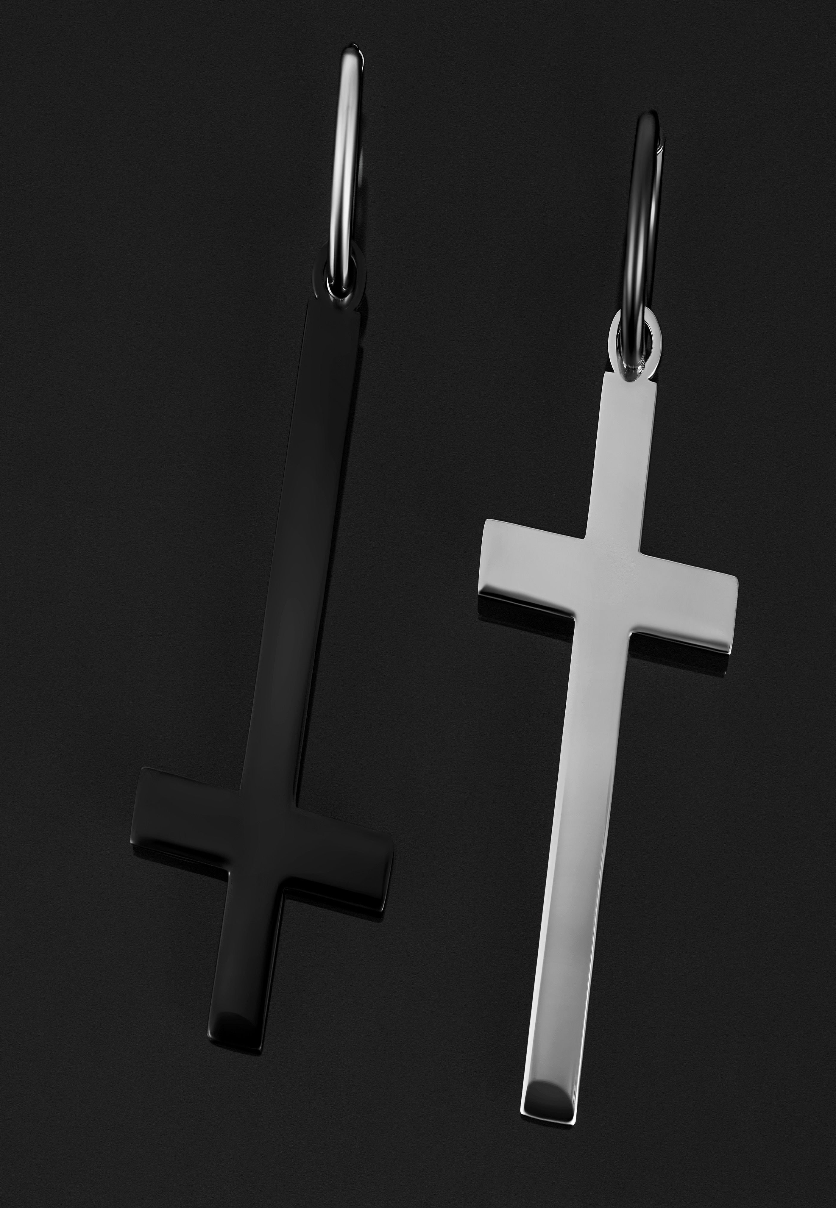 Wildcat x Verena Venus - Cross Hoops Silver/Black - Earrings | Neutral-Image