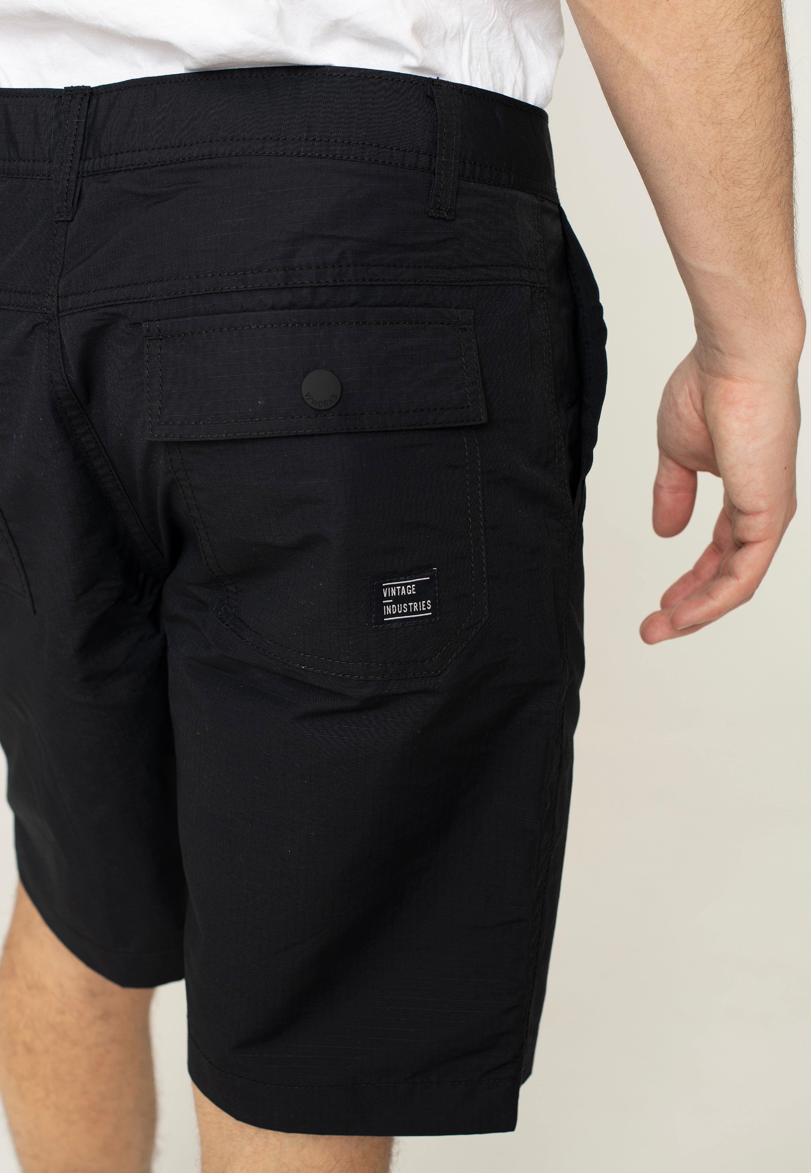 Vintage Industries - Angus Black - Shorts | Men-Image