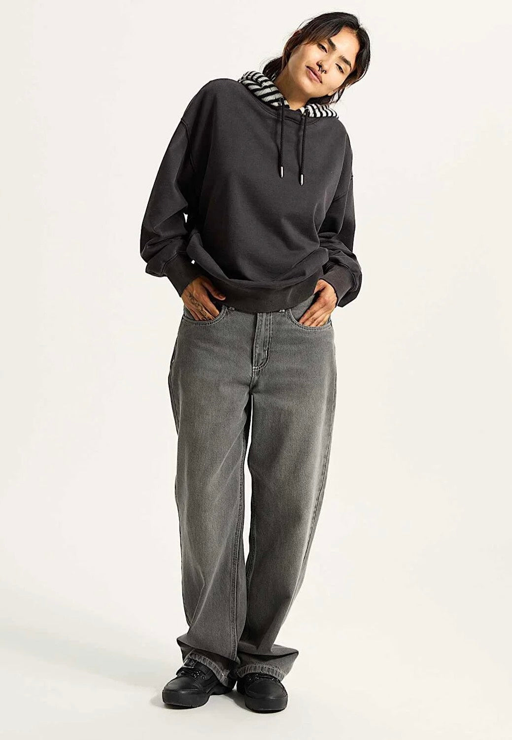 Vans - Effy Hooded Crew Black - Hoodie | Women-Image