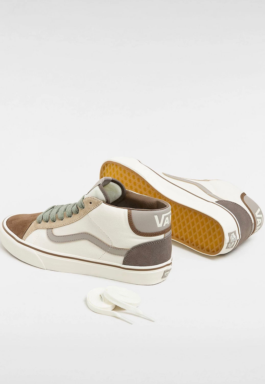 Vans - UA Mid Skool 37 Coffee - Shoes | Neutral-Image