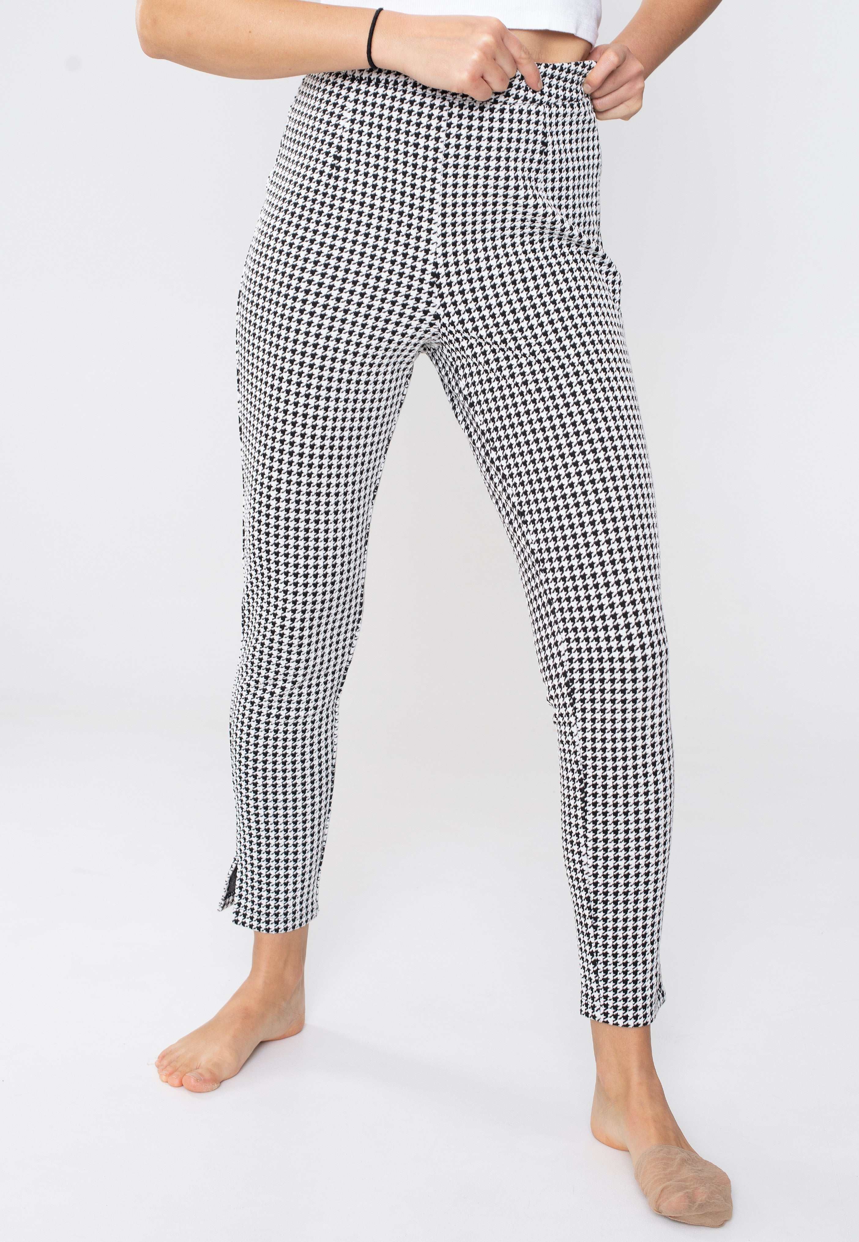 Voodoo Vixen - Houndstooth Cigarette Black/White - Pants | Women-Image