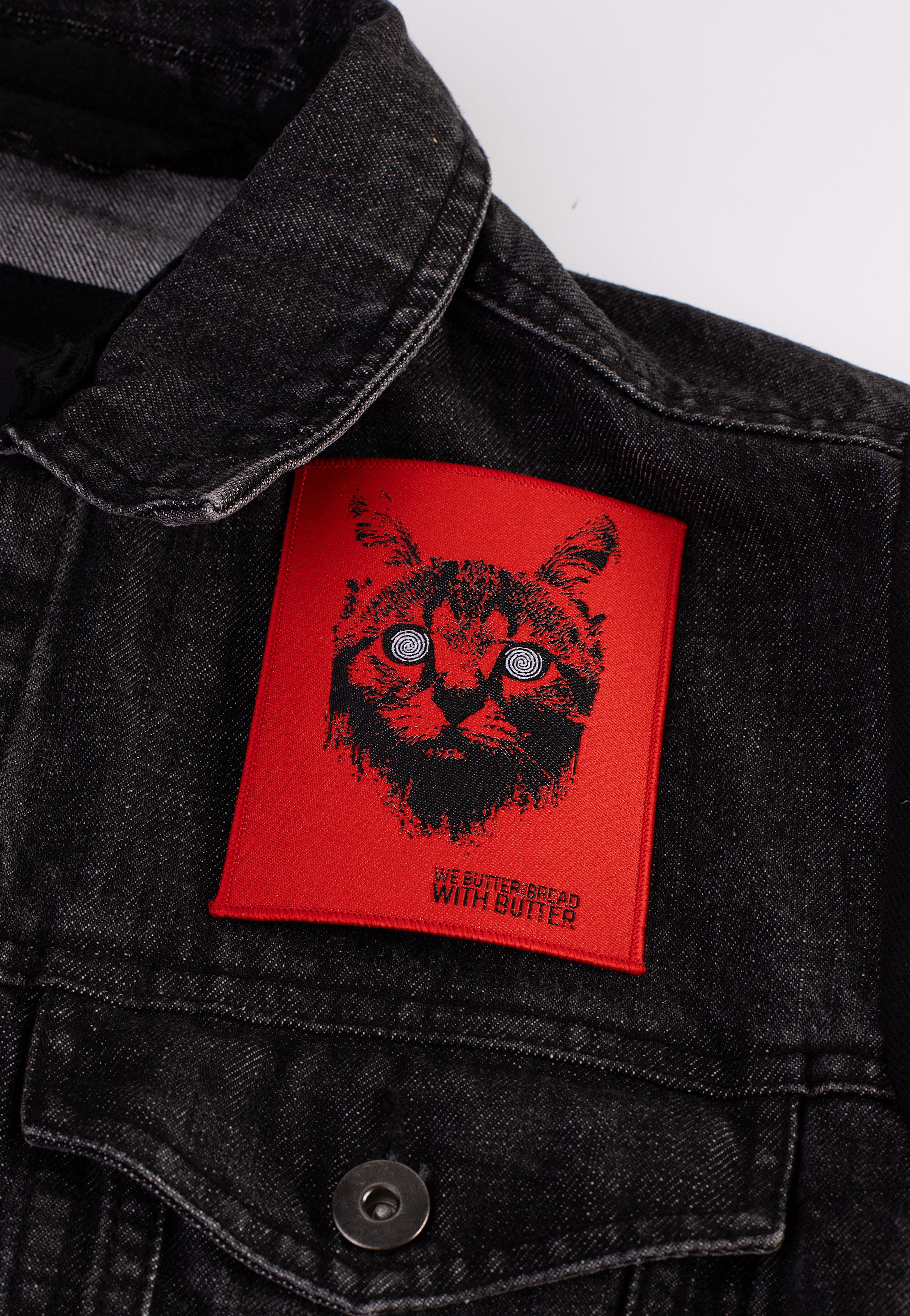 We Butter The Bread With Butter - Katze Red - Patch | Neutral-Image