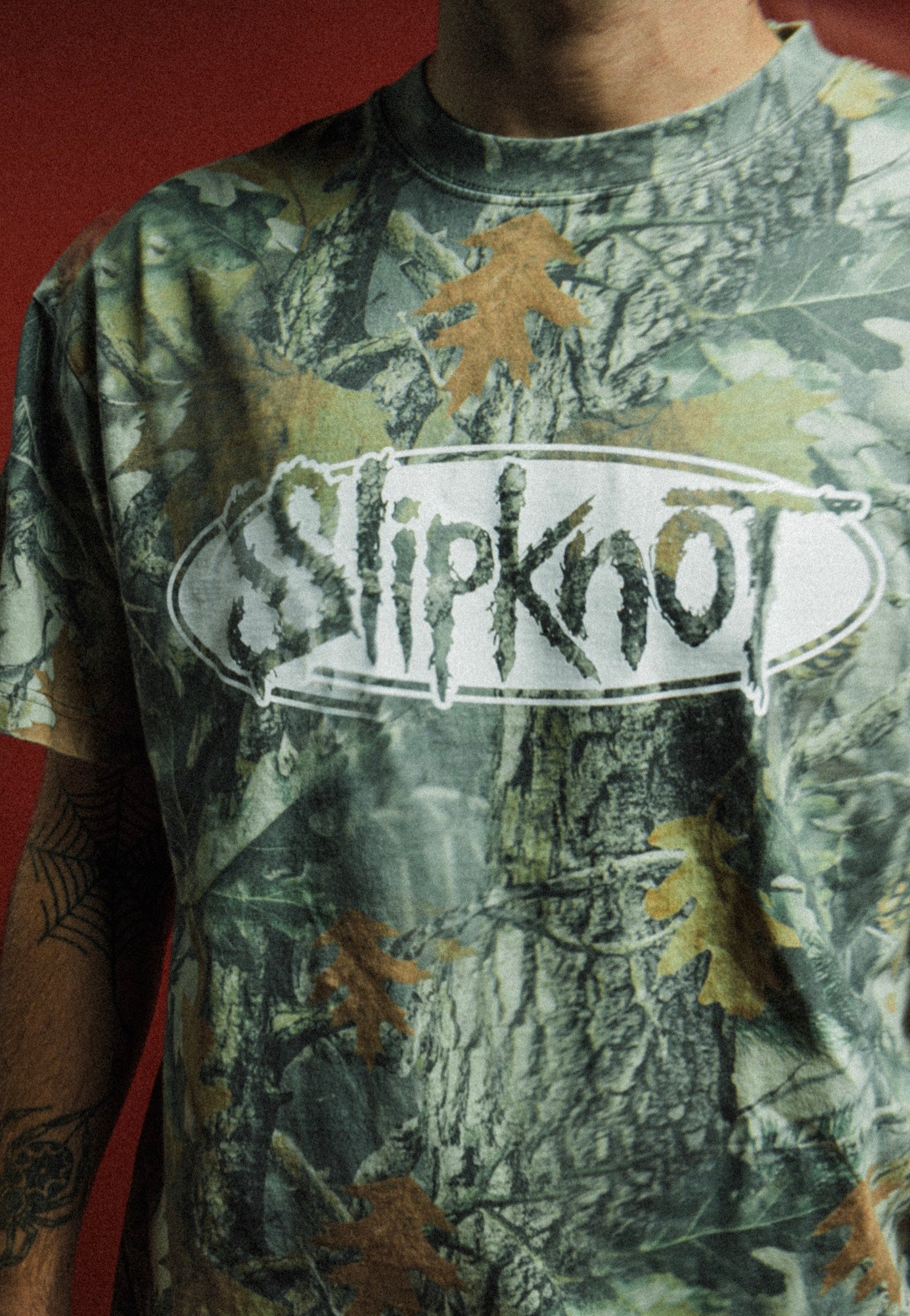 Welcome x Slipknot Oval Logo Boxy Camo - T-Shirt | Impericon