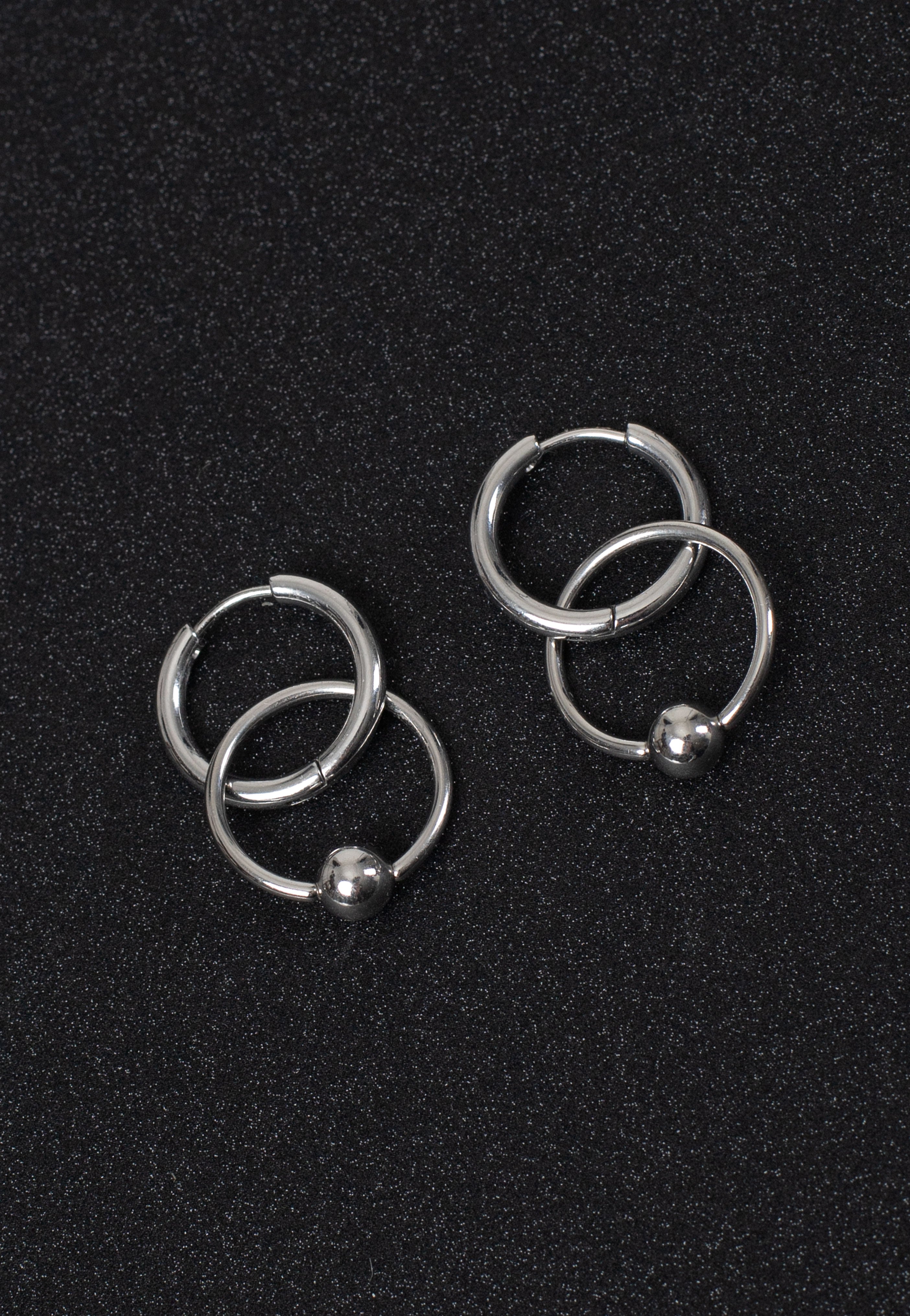 Wildcat - Little Ball Closure Hoops 16mm Silver - Earrings | Neutral-Image