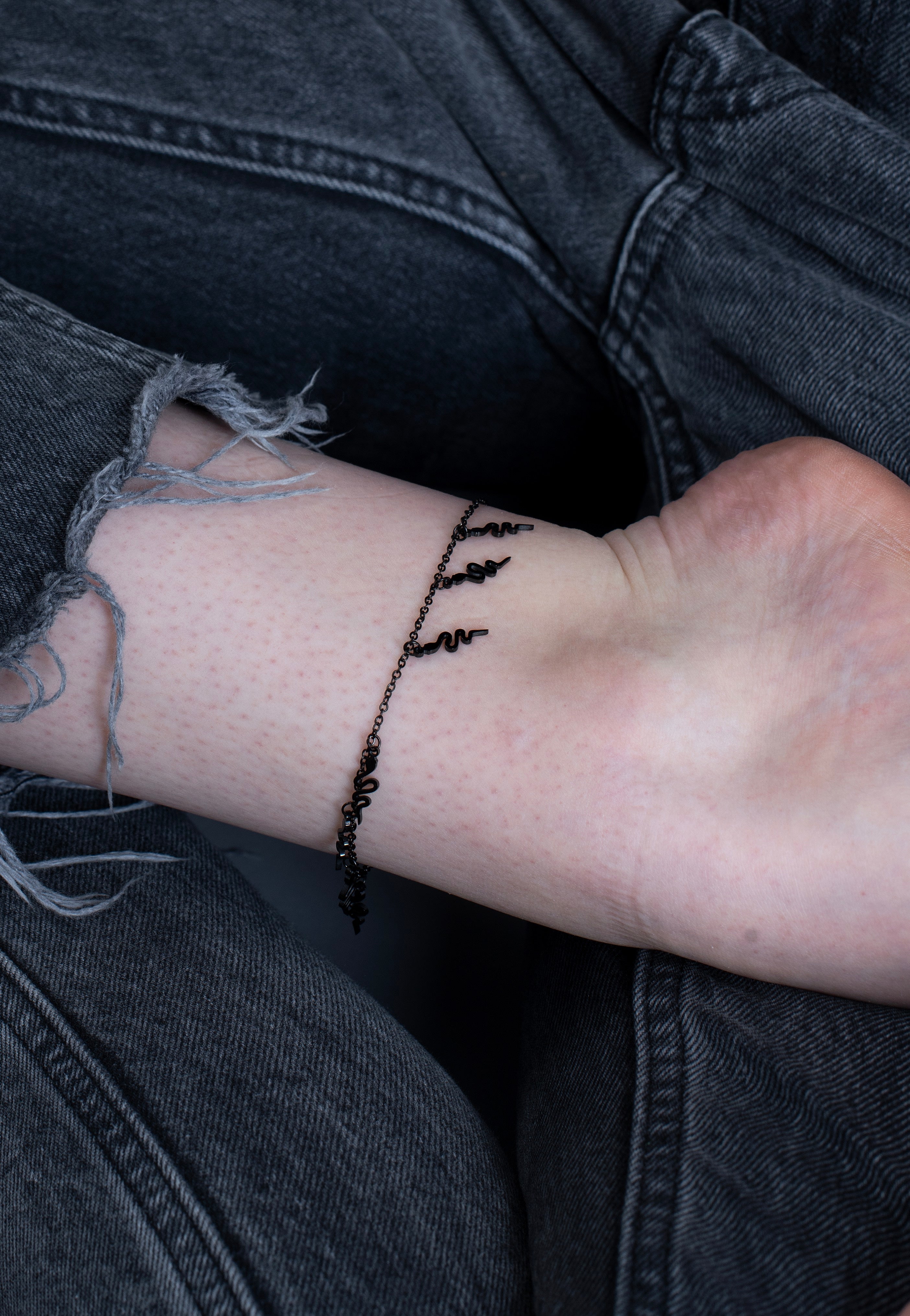 Wildcat - Snake Black - Ankle Chain | Neutral-Image