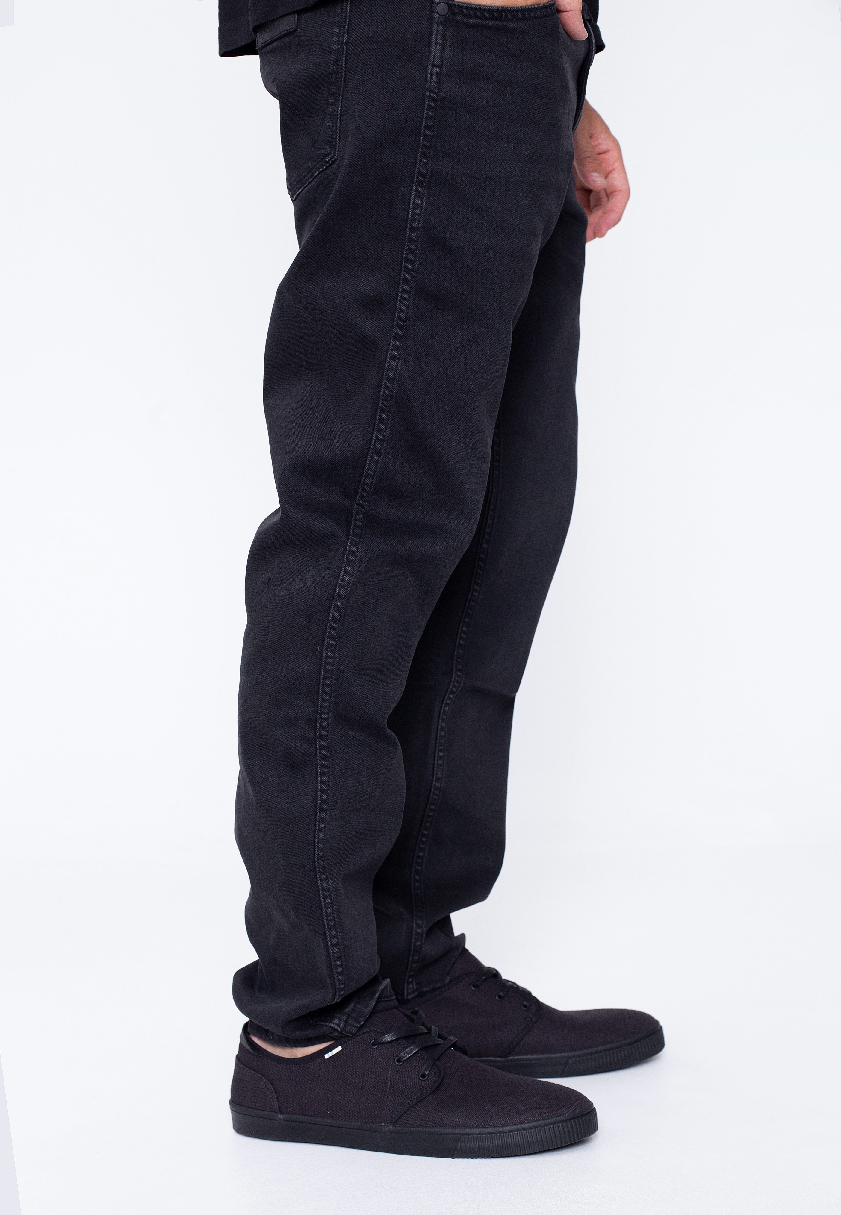 Wrangler - Greensboro Black Crow - Jeans | Men-Image