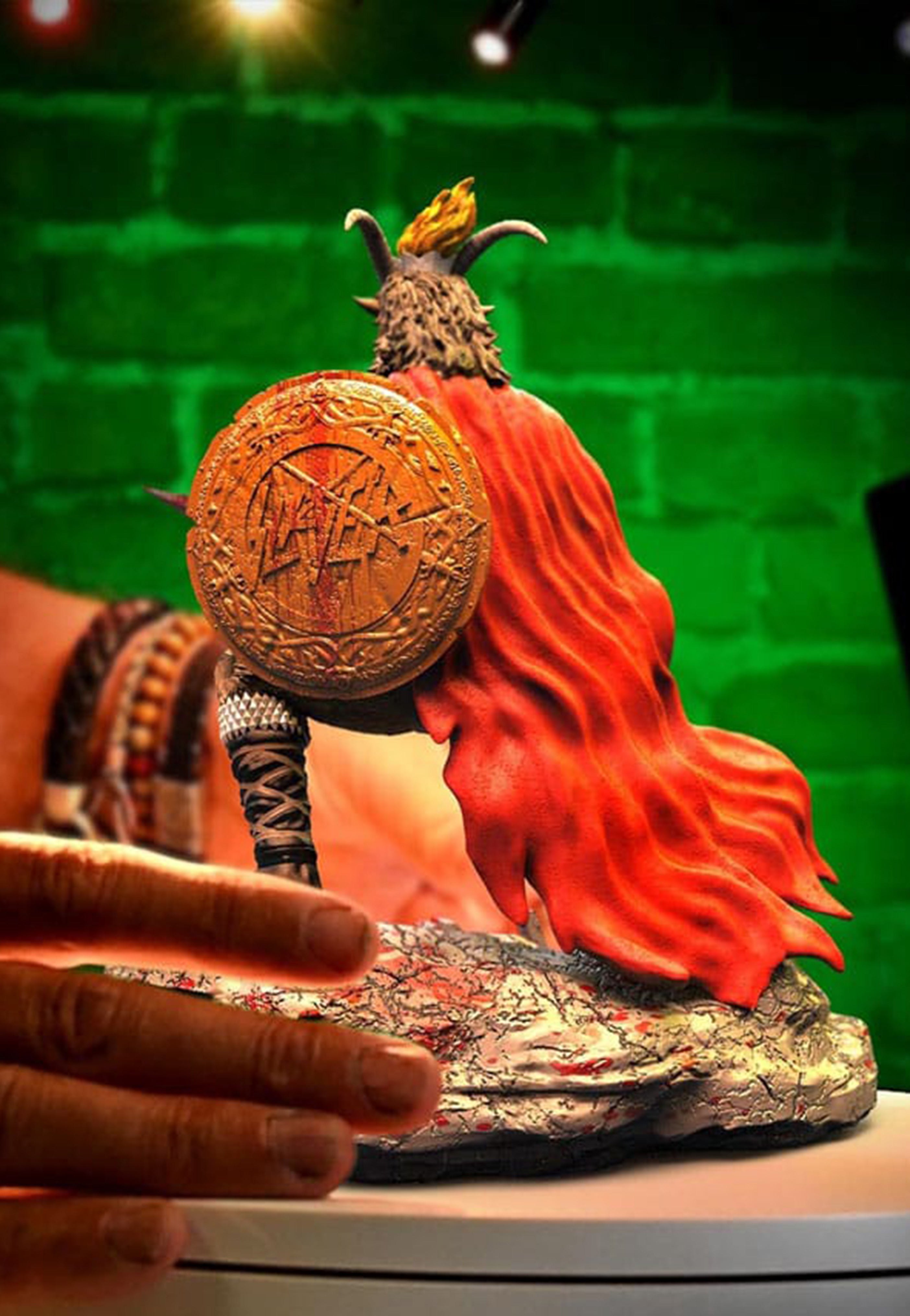 Slayer - Show No Mercy Minotaur - Statue | Neutral-Image