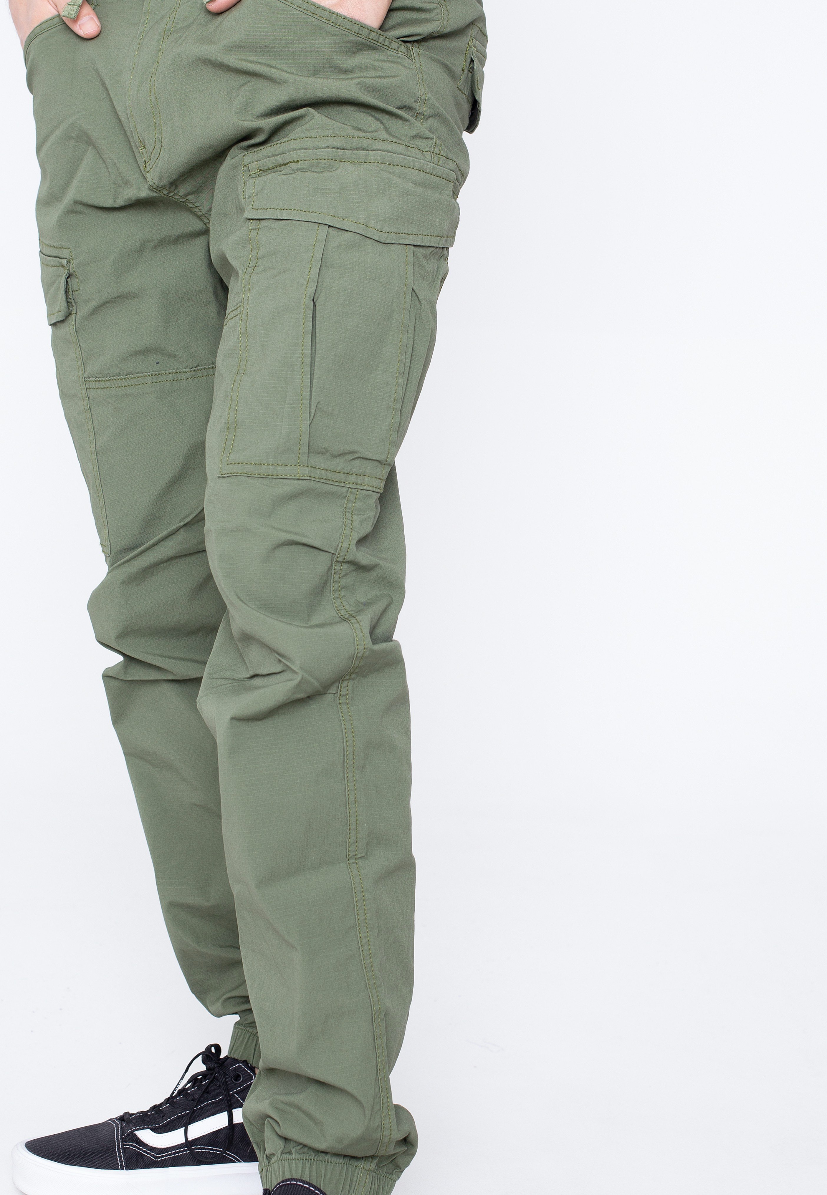 Vintage Industries - Conner Cargo Jogger Bright Olive - Pants ...